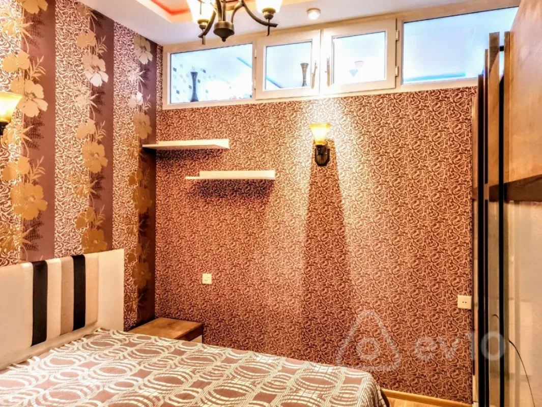 Kirayə verilir 2 otaqlı yeni tikili 70 m²