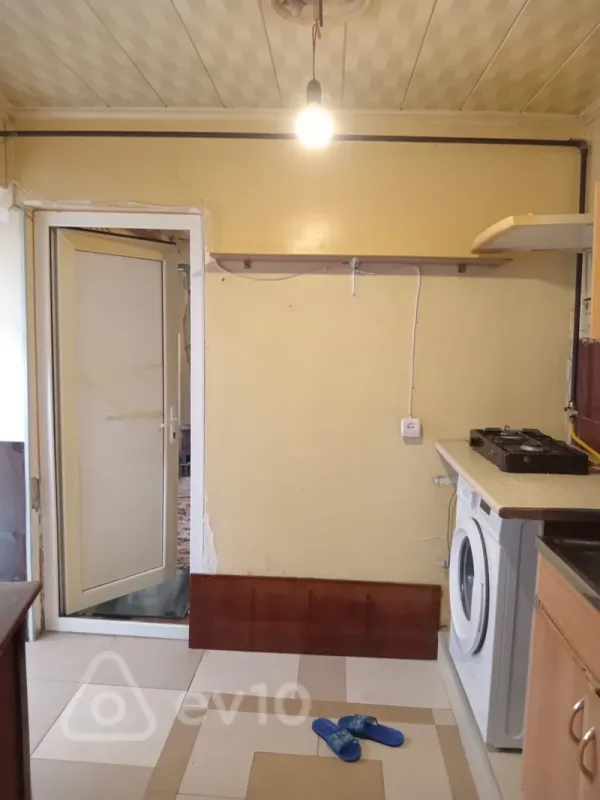 Kirayə verilir 1 otaqlı həyət evi 40 m²