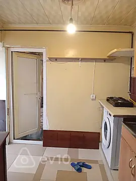 Kirayə verilir 1 otaqlı həyət evi 40 m²