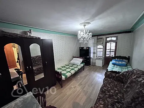 Kirayə verilir 1 otaqlı köhnə tikili 40 m² — Bakı, Nizami 1 otaq 40.00 m²