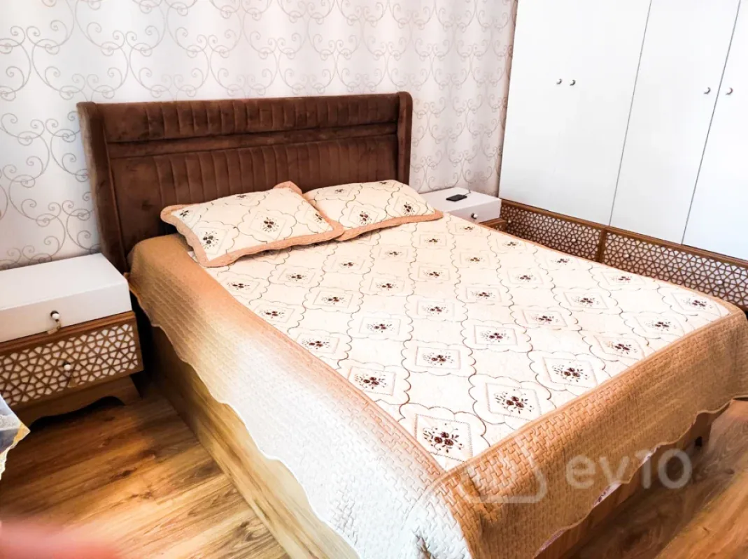 Kirayə verilir 2 otaqlı yeni tikili 90 m²