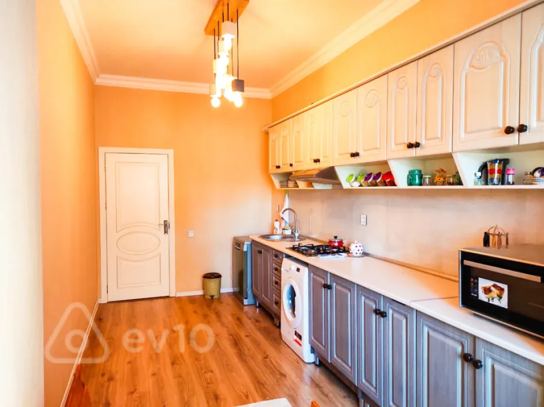 Kirayə verilir 2 otaqlı yeni tikili 90 m²