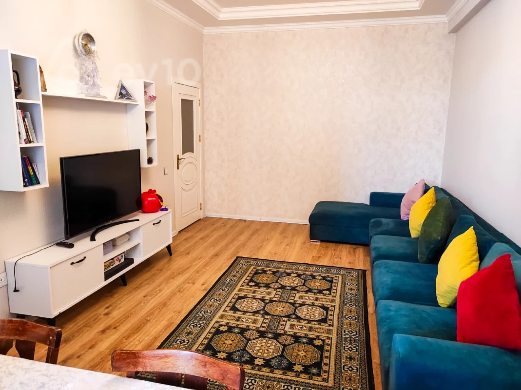 Kirayə verilir 2 otaqlı yeni tikili 90 m²