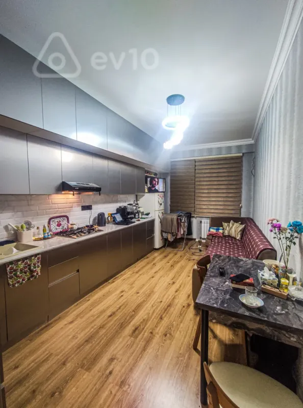 Kirayə verilir 2 otaqlı yeni tikili 100 m²