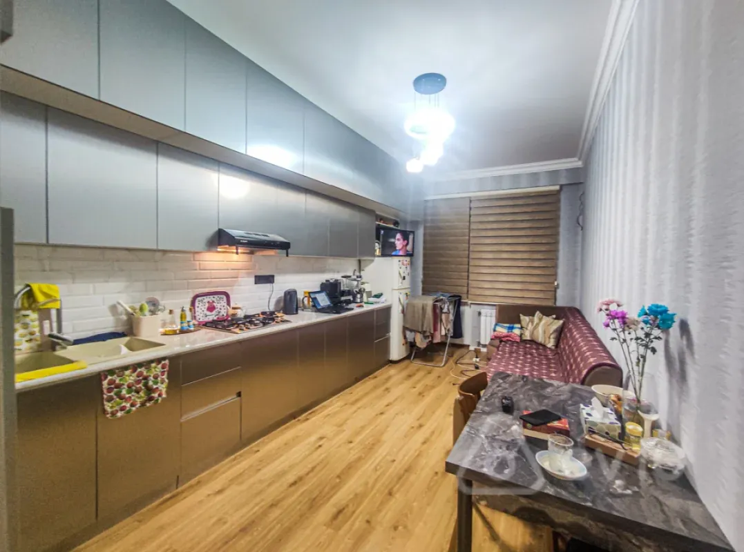 Kirayə verilir 2 otaqlı yeni tikili 100 m²