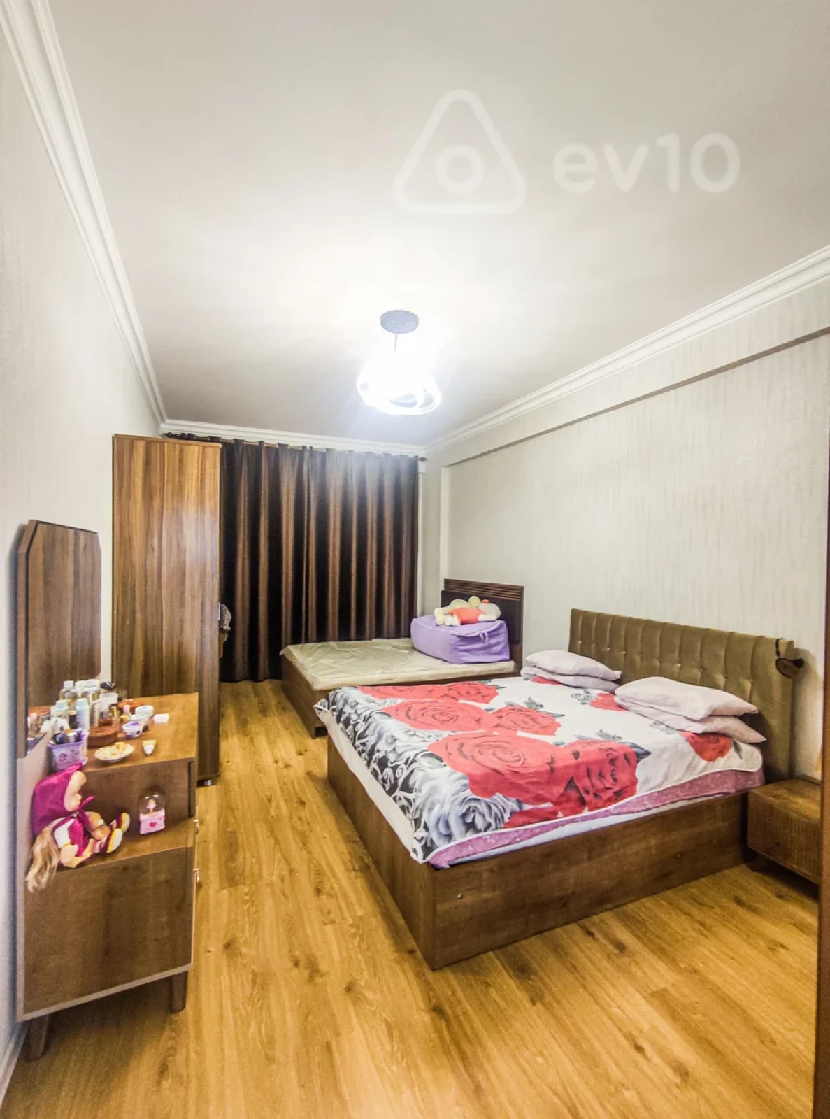 Kirayə verilir 2 otaqlı yeni tikili 100 m²