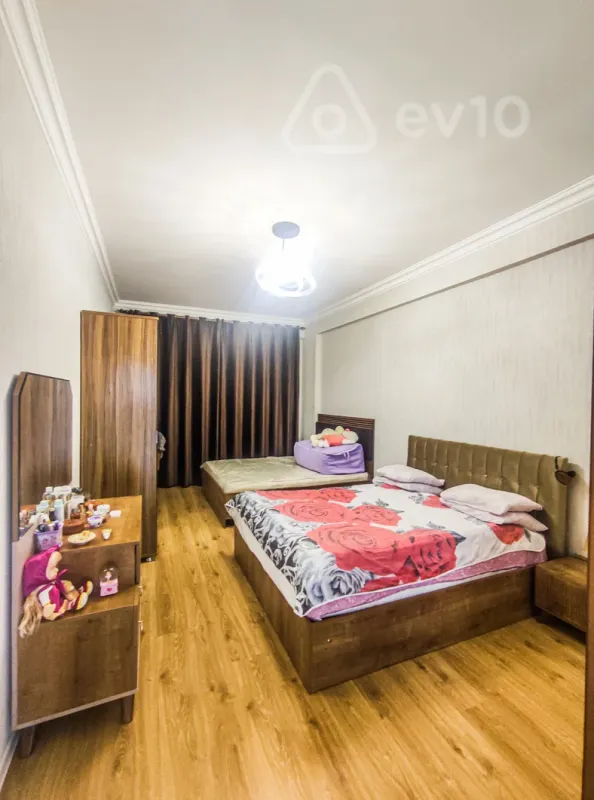 Kirayə verilir 2 otaqlı yeni tikili 100 m²