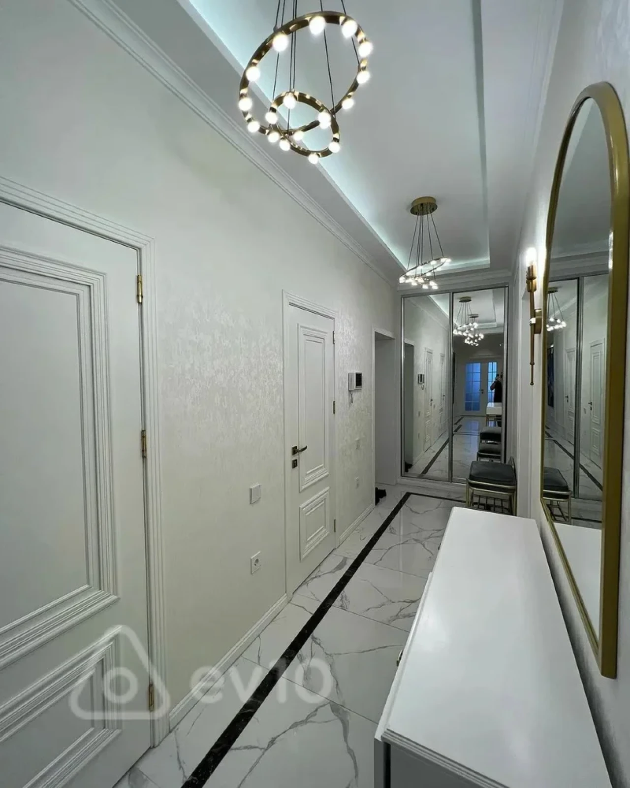 Kirayə verilir 4 otaqlı yeni tikili 133 m²