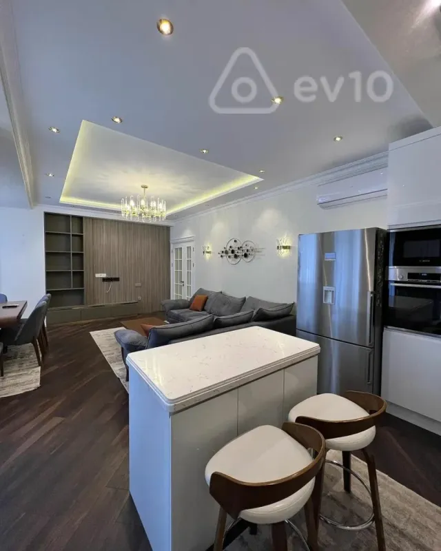Kirayə verilir 4 otaqlı yeni tikili 133 m²