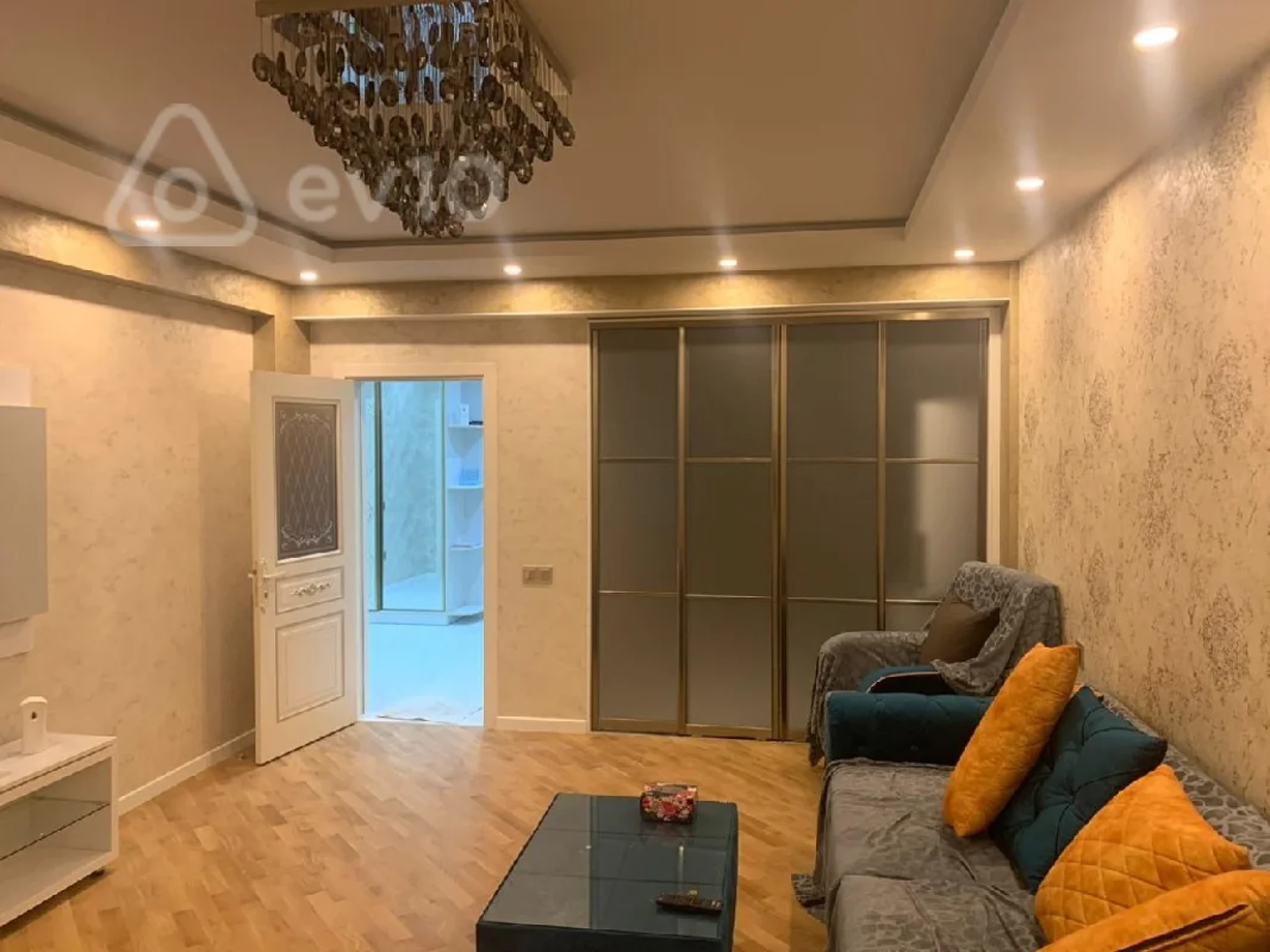 Kirayə verilir 2 otaqlı yeni tikili 90 m²