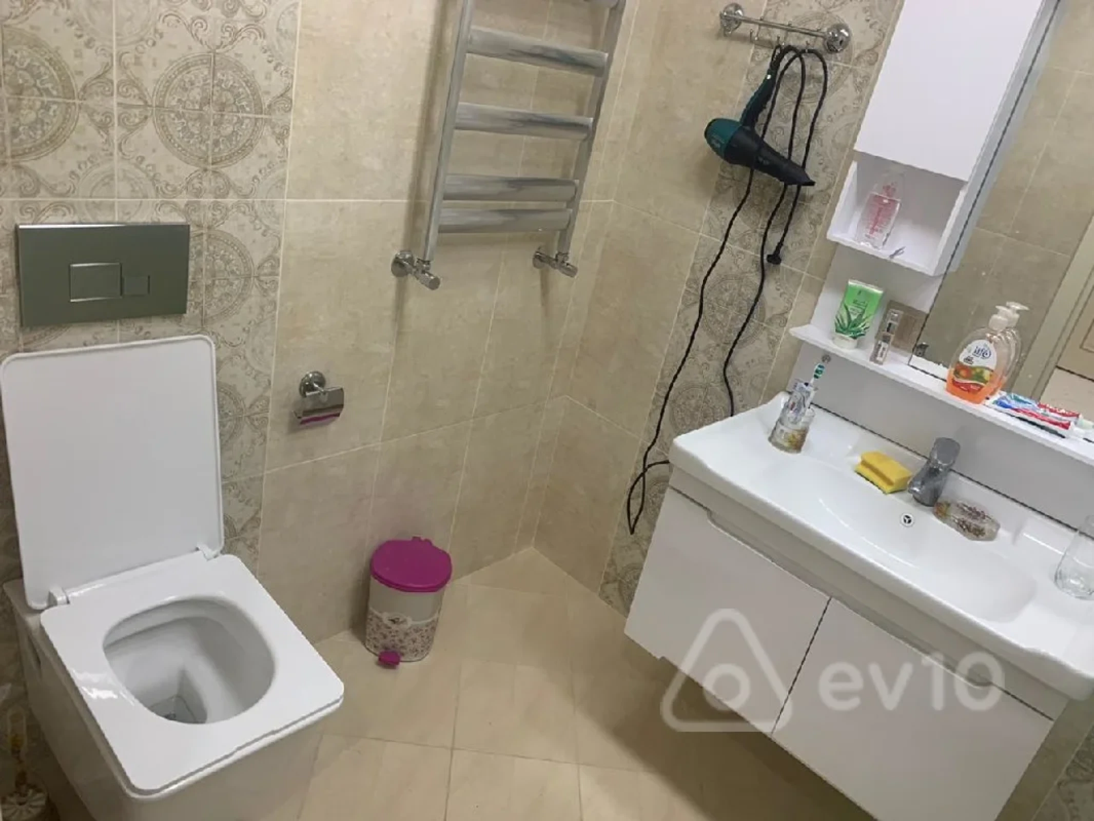 Kirayə verilir 2 otaqlı yeni tikili 90 m²