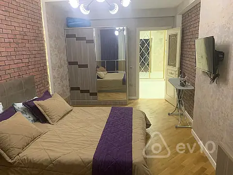 Kirayə verilir 2 otaqlı yeni tikili 90 m²