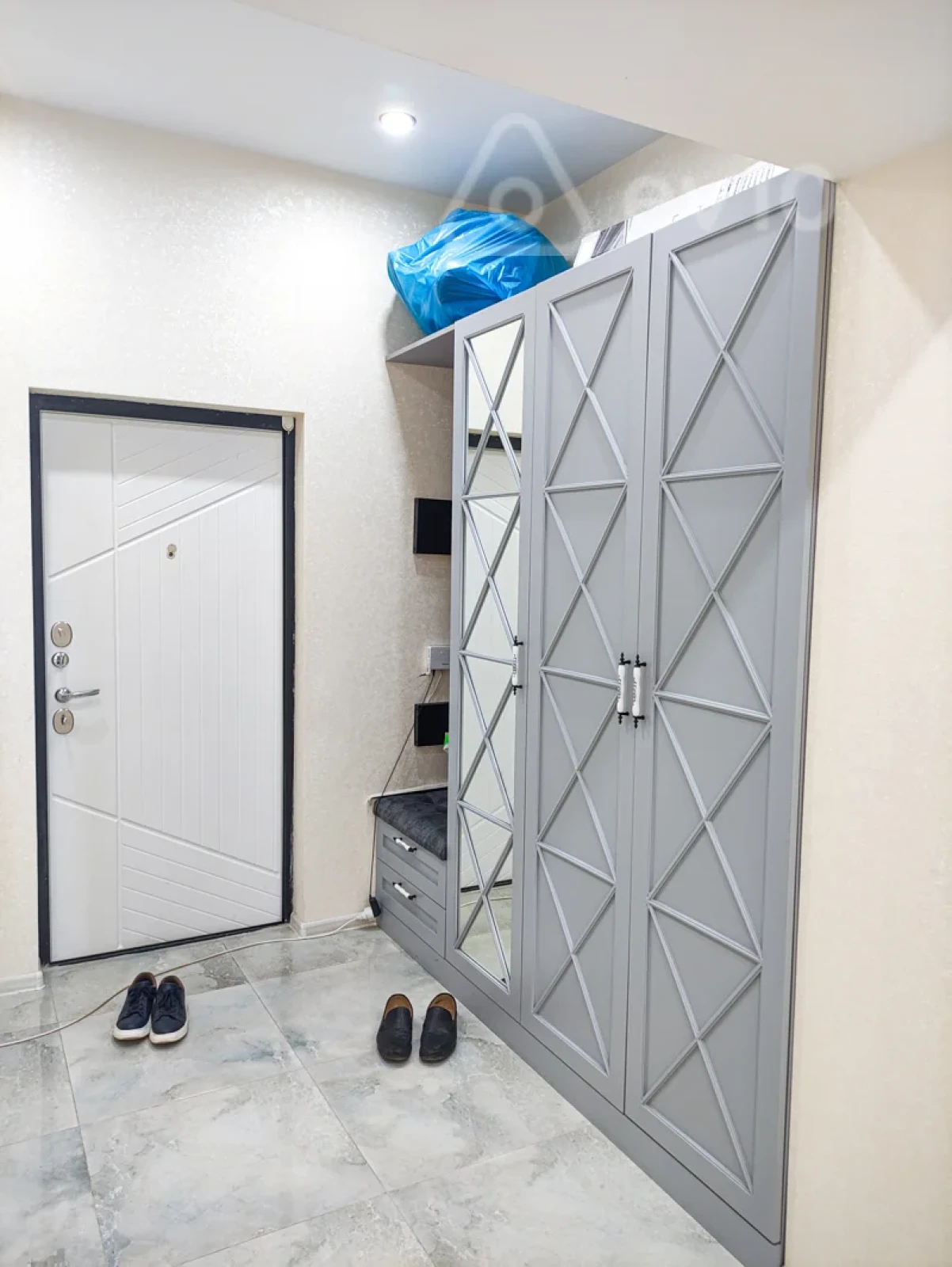 Kirayə verilir 2 otaqlı yeni tikili 90 m²