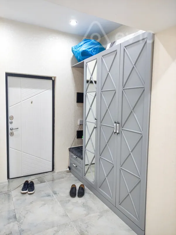 Kirayə verilir 2 otaqlı yeni tikili 90 m²