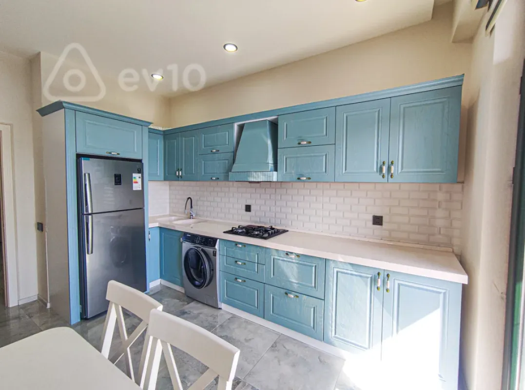 Kirayə verilir 2 otaqlı yeni tikili 90 m²