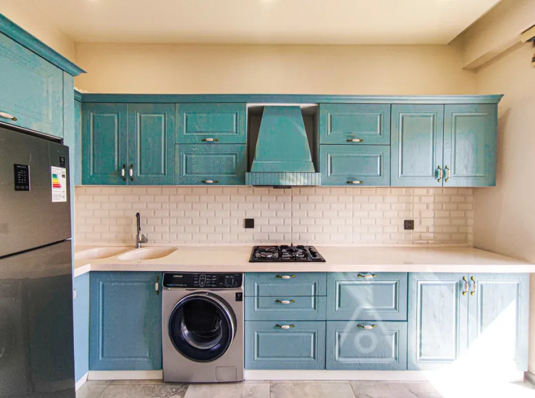 Kirayə verilir 2 otaqlı yeni tikili 90 m²