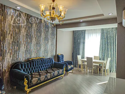 Kirayə verilir 2 otaqlı yeni tikili 90 m²