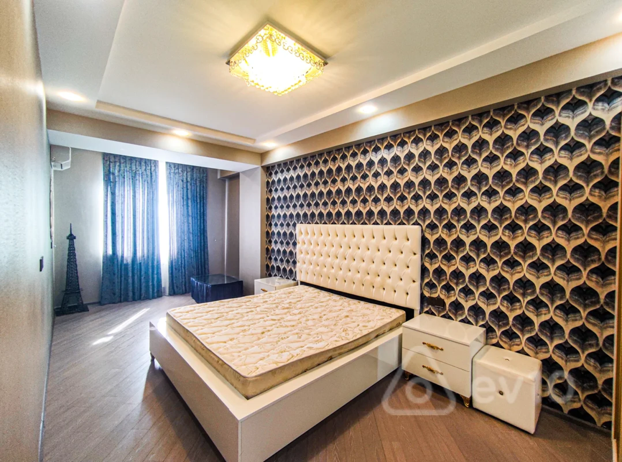 Kirayə verilir 2 otaqlı yeni tikili 90 m²