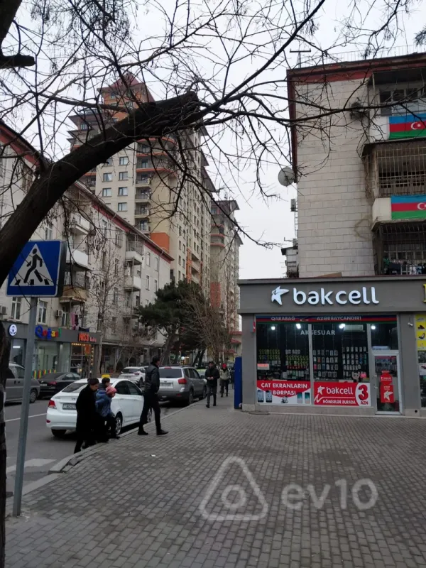 Kirayə verilir 3 otaqlı yeni tikili 100 m²