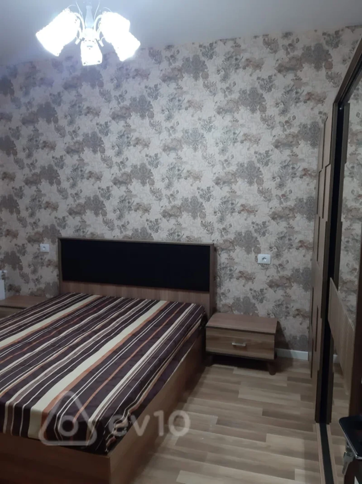 Kirayə verilir 3 otaqlı yeni tikili 100 m²