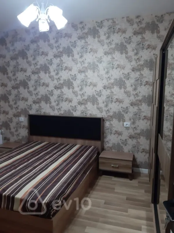 Kirayə verilir 3 otaqlı yeni tikili 100 m²