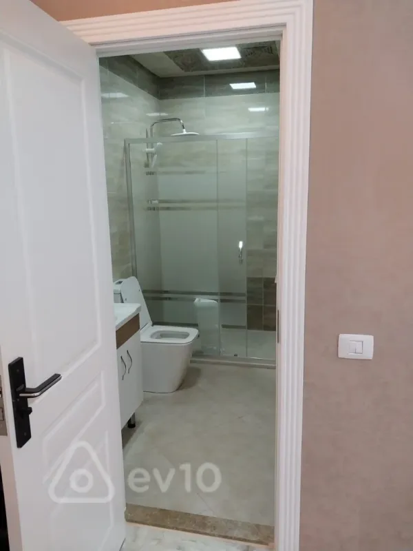 Kirayə verilir 3 otaqlı yeni tikili 100 m²