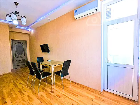 Kirayə verilir 3 otaqlı yeni tikili 120 m²