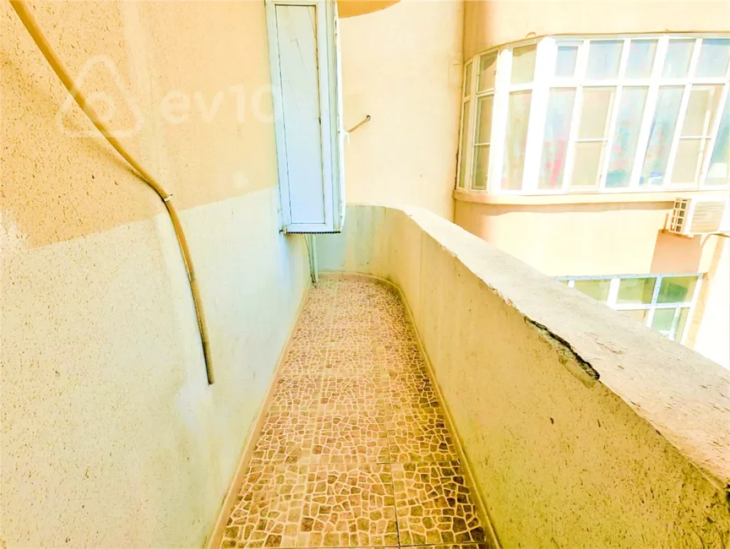 Kirayə verilir 3 otaqlı yeni tikili 120 m²
