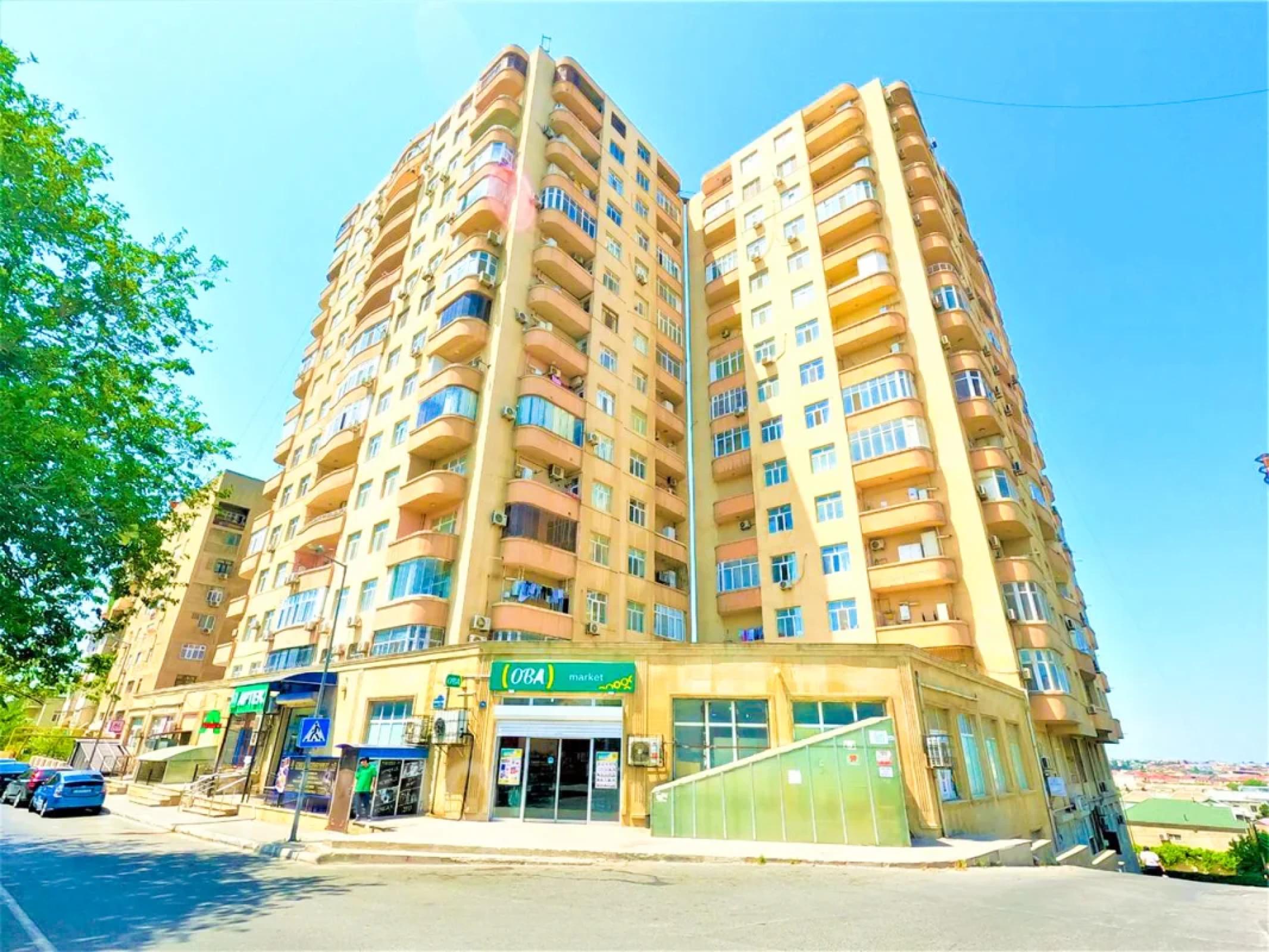 Kirayə verilir 3 otaqlı yeni tikili 120 m²