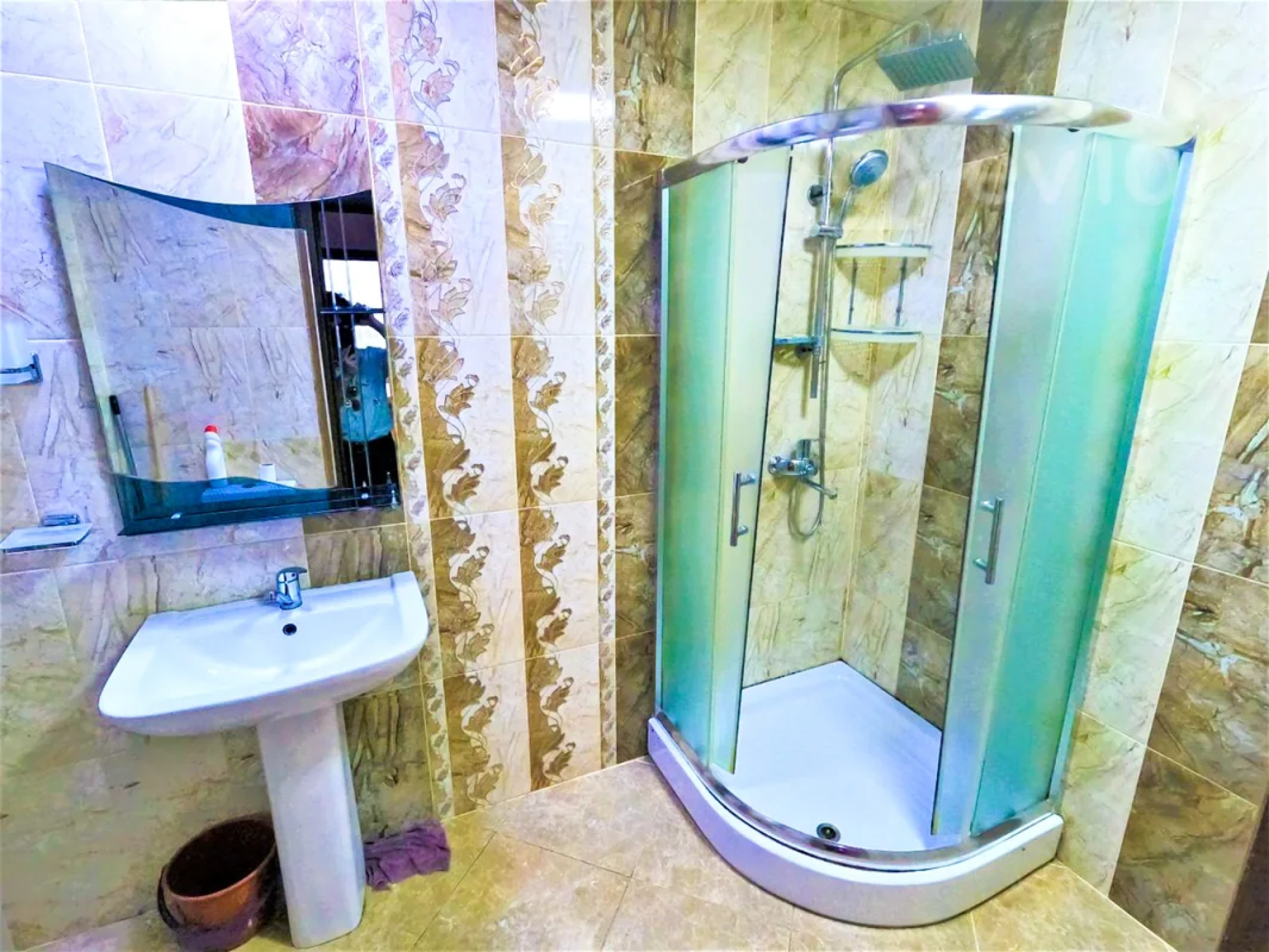 Kirayə verilir 3 otaqlı yeni tikili 120 m²