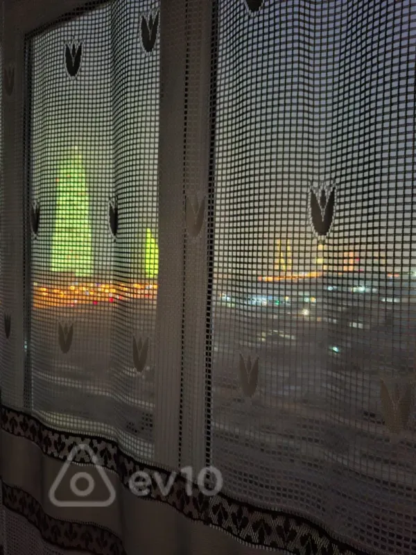 Kirayə verilir 2 otaqlı yeni tikili 65 m²