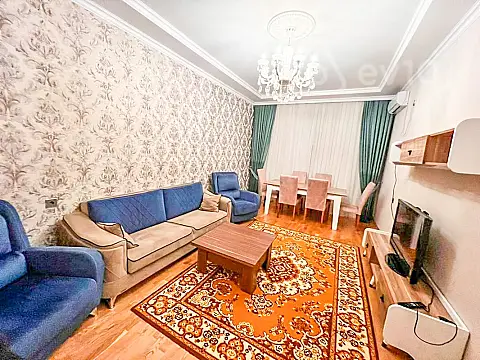 Kirayə verilir 2 otaqlı yeni tikili 75 m²
