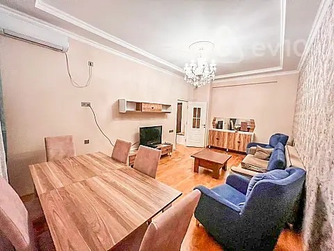 Kirayə verilir 2 otaqlı yeni tikili 75 m²