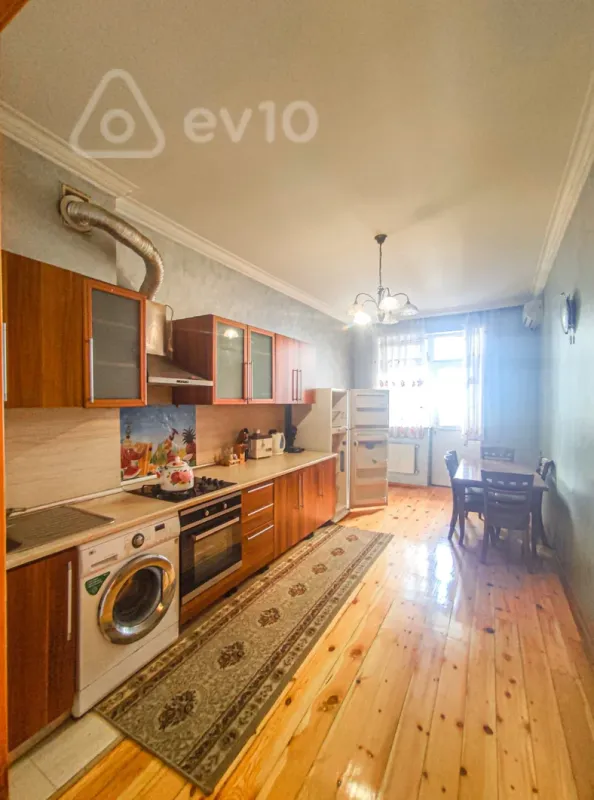 Kirayə verilir 2 otaqlı yeni tikili 100 m²