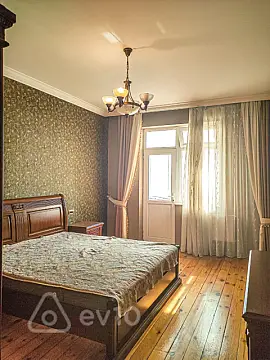 Kirayə verilir 2 otaqlı yeni tikili 100 m²