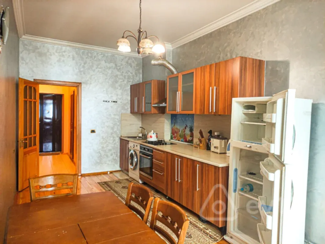 Kirayə verilir 2 otaqlı yeni tikili 100 m²