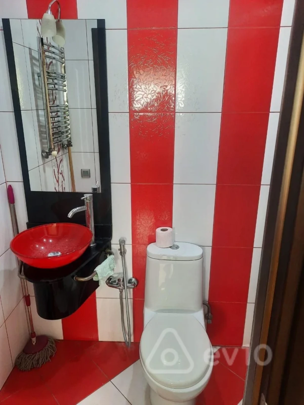 Kirayə verilir 3 otaqlı yeni tikili 155 m²