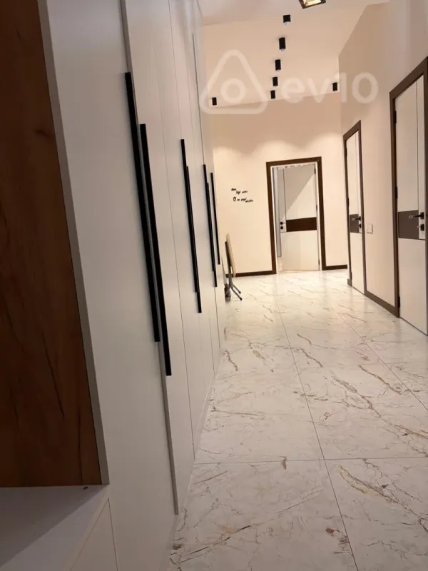 Satılır 4 otaqlı yeni tikili 136 m²