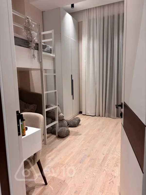 Satılır 4 otaqlı yeni tikili 136 m²