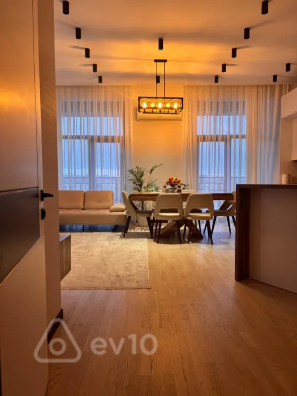 Satılır 4 otaqlı yeni tikili 136 m²