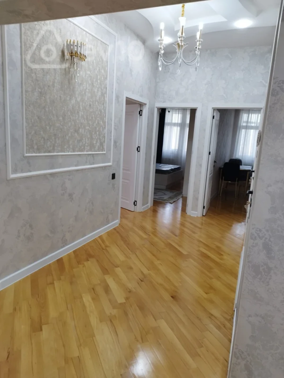 Kirayə verilir 3 otaqlı yeni tikili 100 m²
