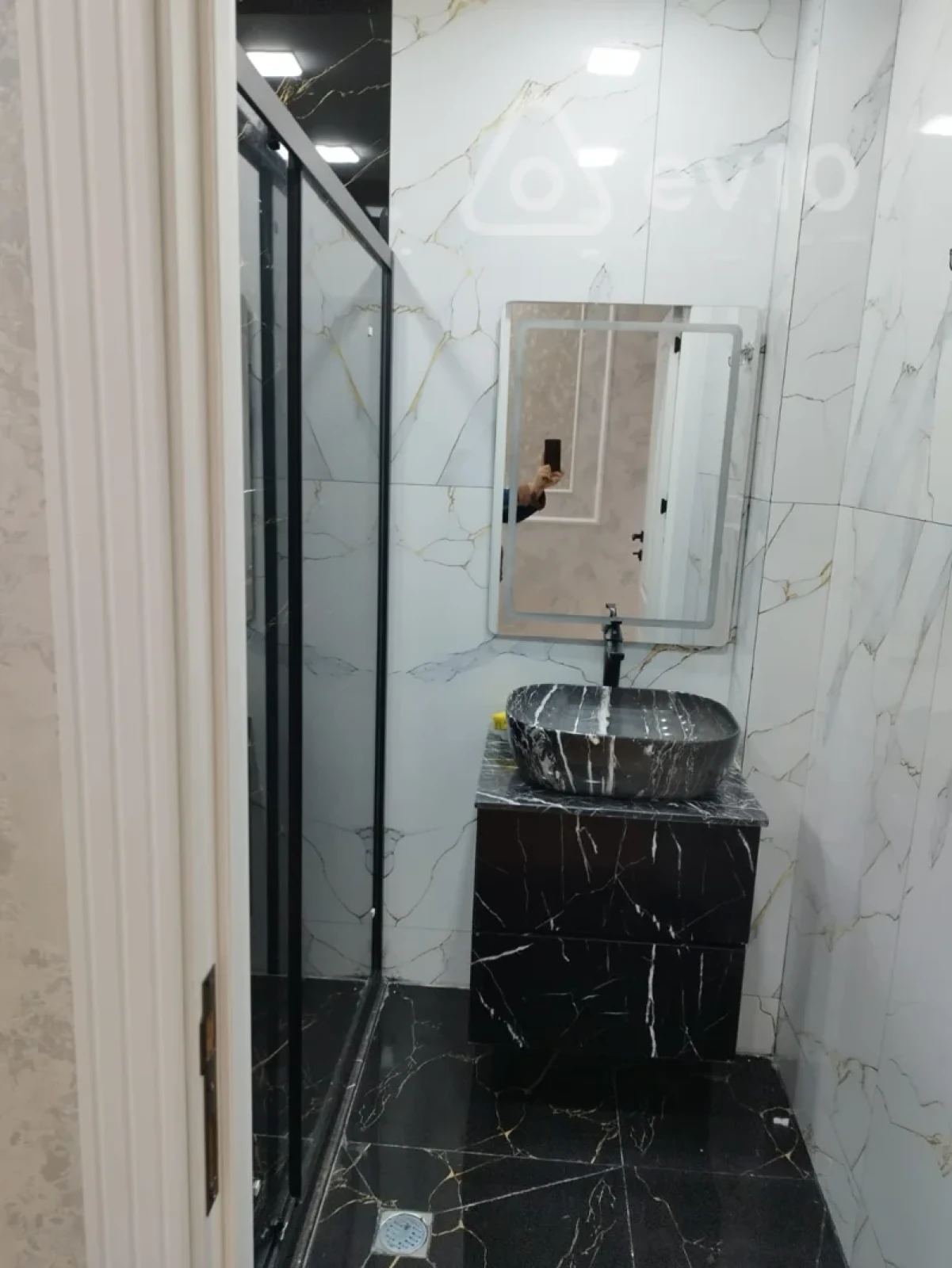 Kirayə verilir 3 otaqlı yeni tikili 100 m²