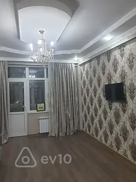 Kirayə verilir 3 otaqlı yeni tikili 87 m²