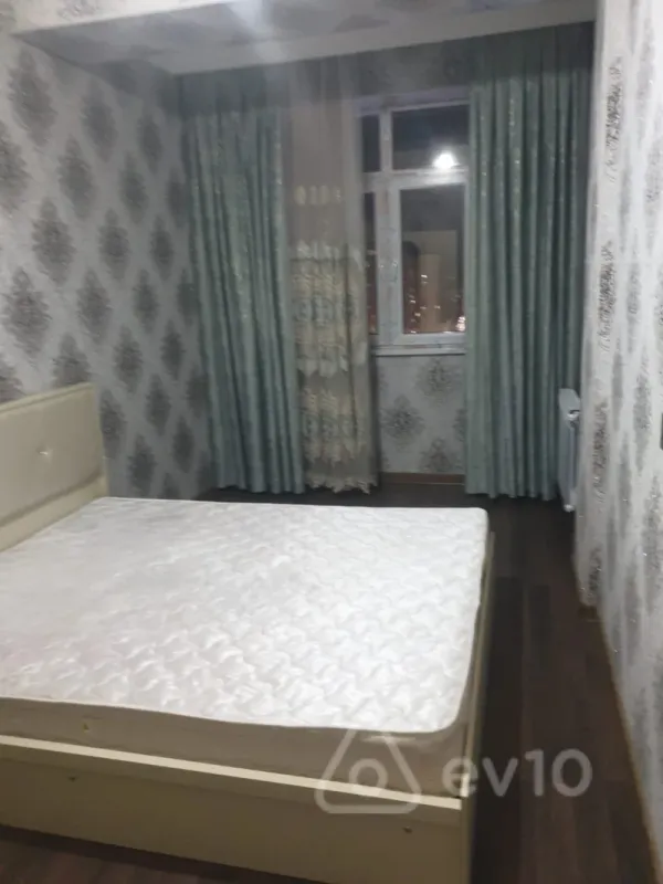 Kirayə verilir 3 otaqlı yeni tikili 87 m²