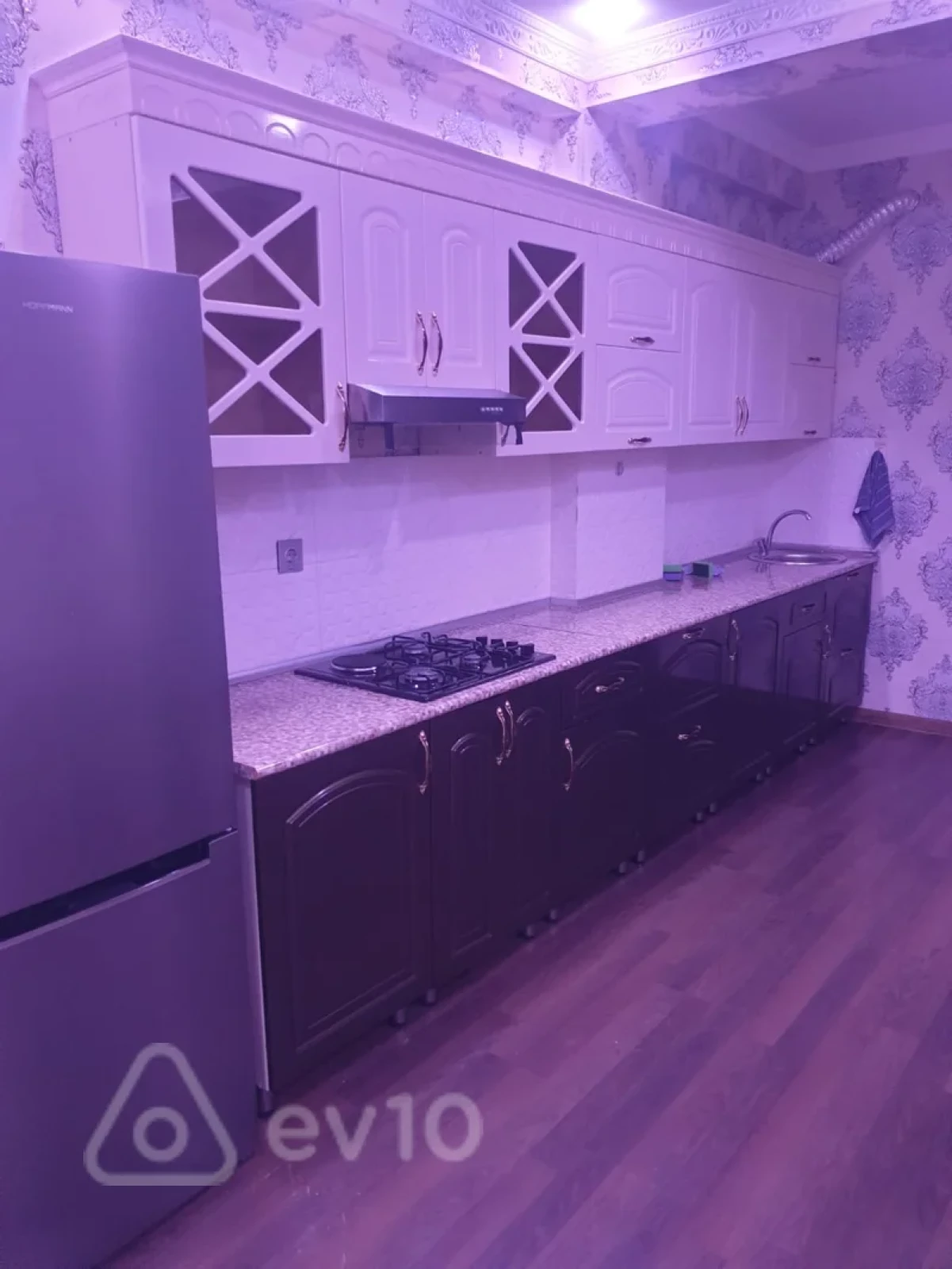 Kirayə verilir 3 otaqlı yeni tikili 87 m²