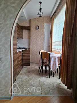 Kirayə verilir 2 otaqlı yeni tikili 70 m²
