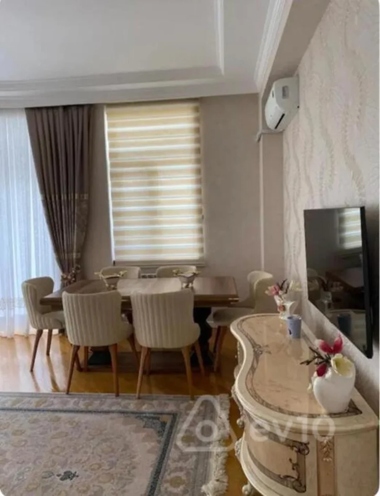 Kirayə verilir 3 otaqlı yeni tikili 140 m²