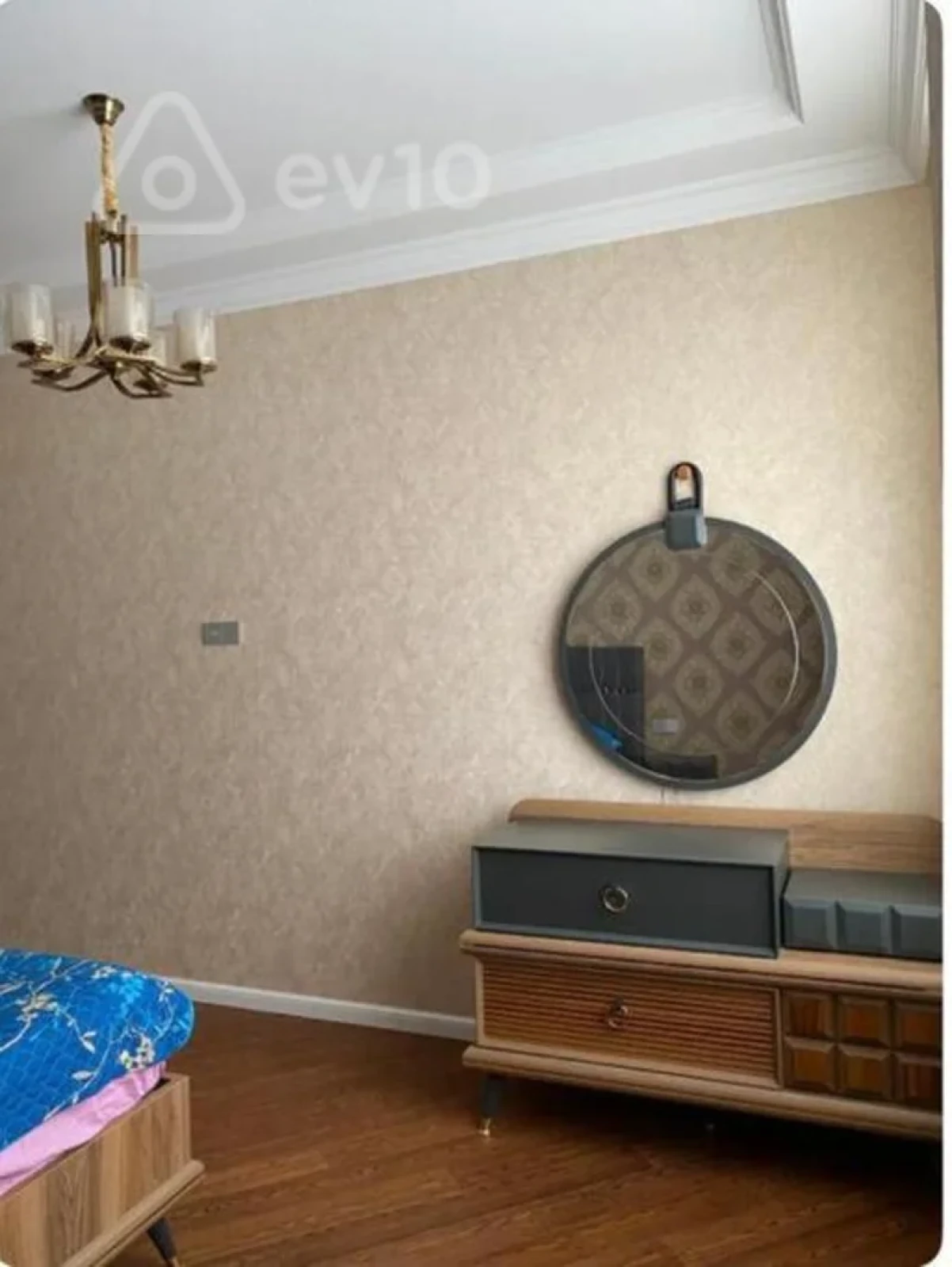 Kirayə verilir 3 otaqlı yeni tikili 140 m²