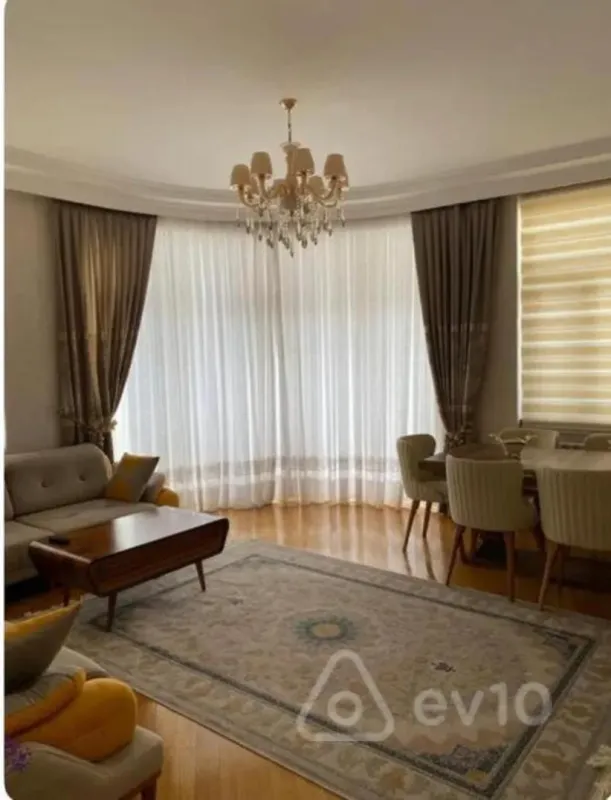 Kirayə verilir 3 otaqlı yeni tikili 140 m²