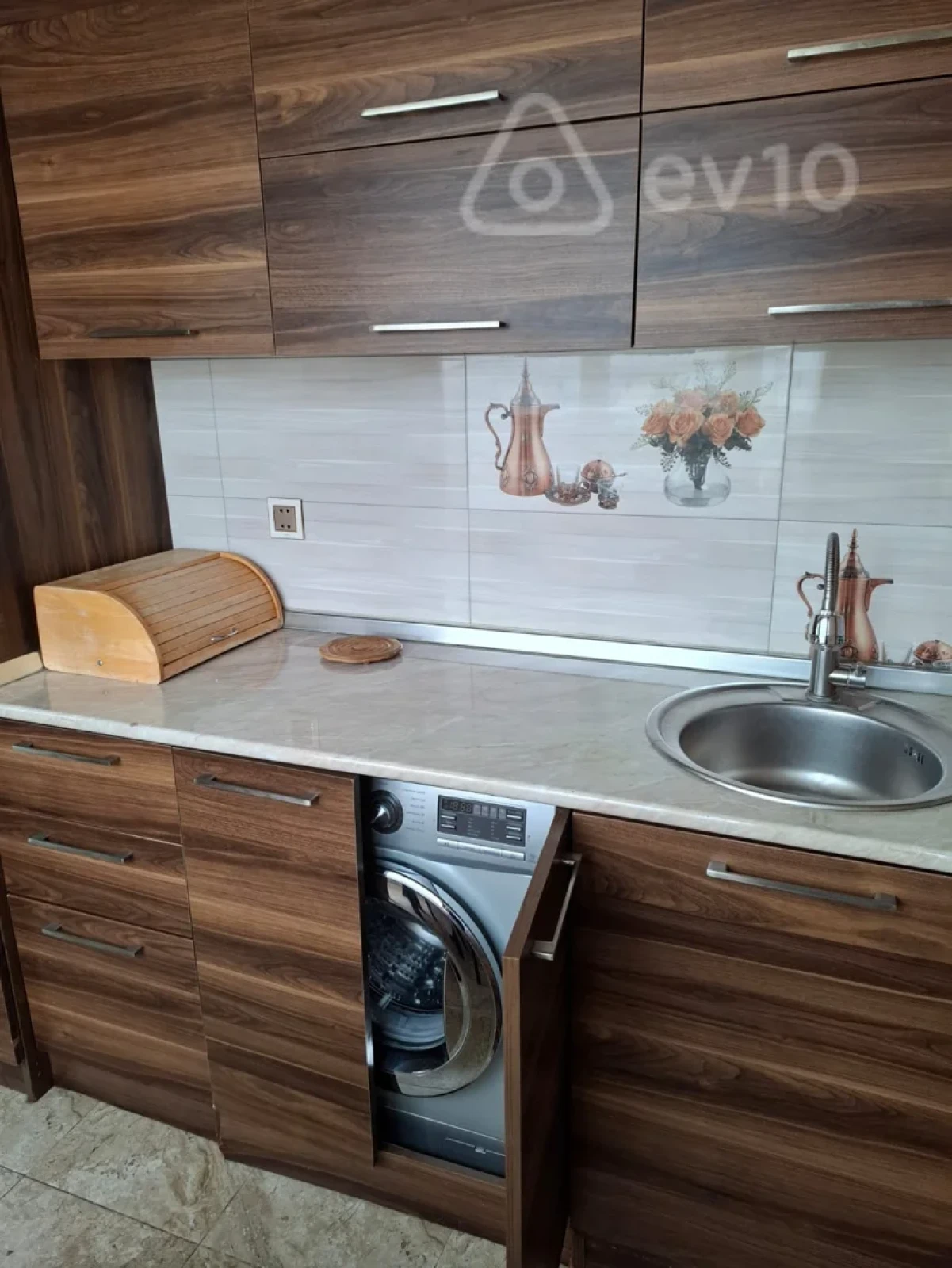 Kirayə verilir 2 otaqlı yeni tikili 65 m²